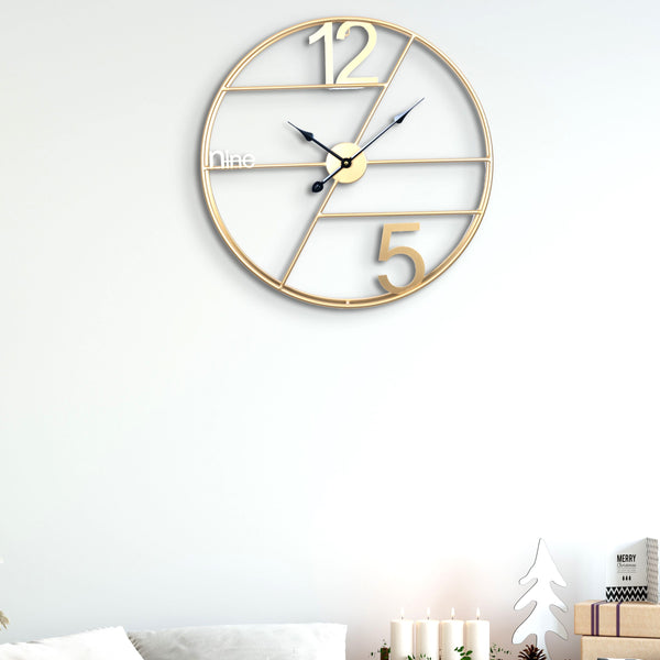Modern round metal wall clock, stylist numbers, 60 cm, Golden by Accent Collection Home Decor